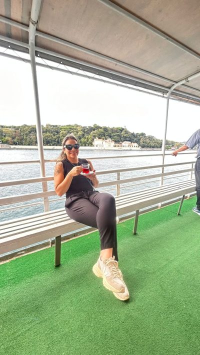 Passeio de barco pelo Estreito de Bósforo e Mar Negro